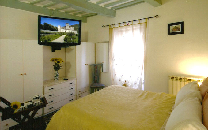 Bed & Breakfast Natalia to Gualdo Tadino, Umbria, Italy